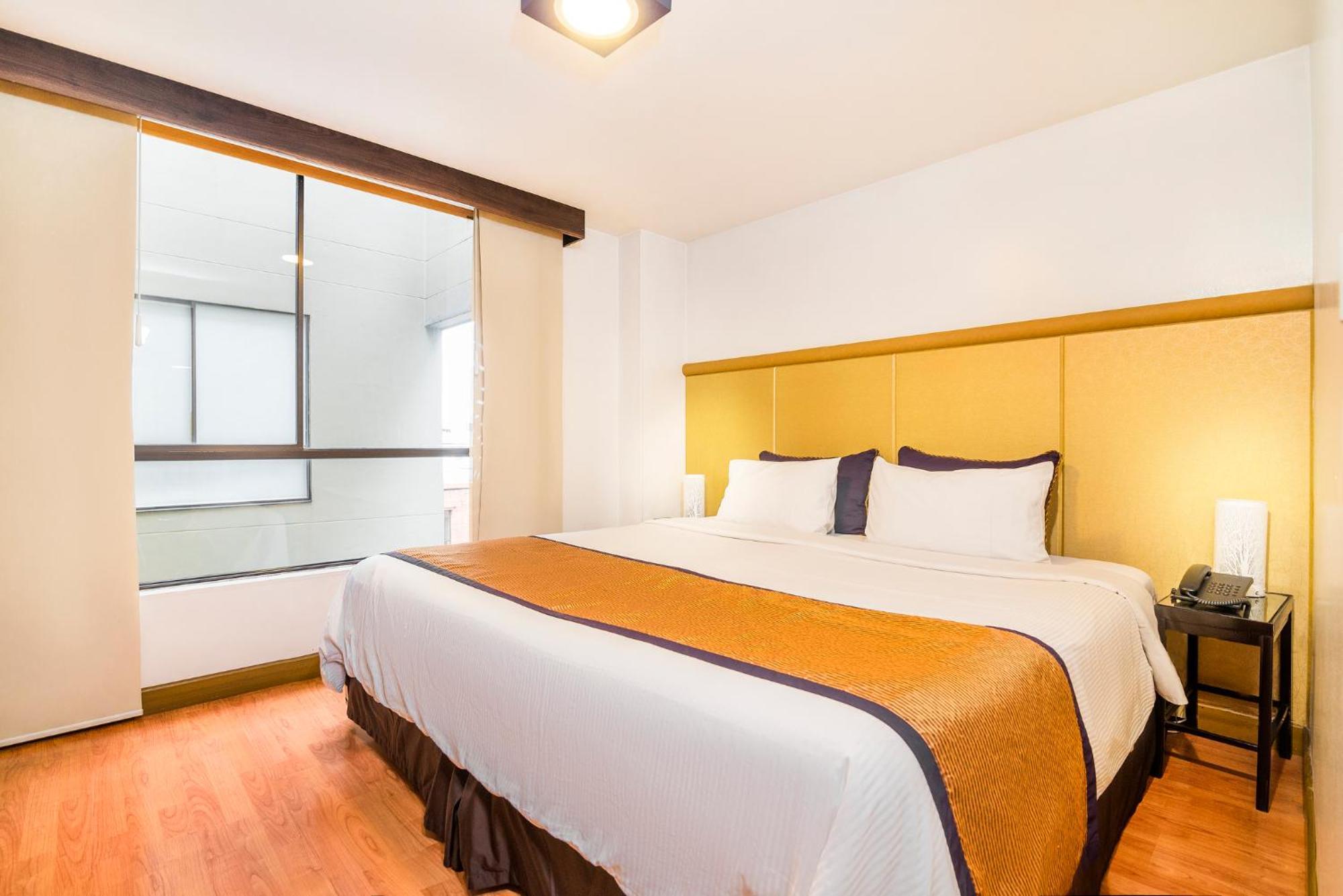 Apart-hotel Lloyds Apartasuites Parque 93